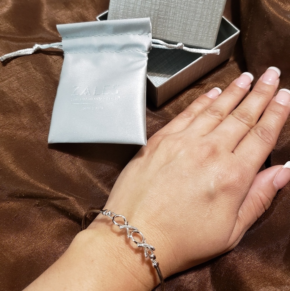 ZALES 1/10 ct Diamond Sterling silver Bracelet